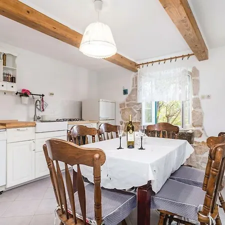 Kalla Holiday home Supetarska Draga