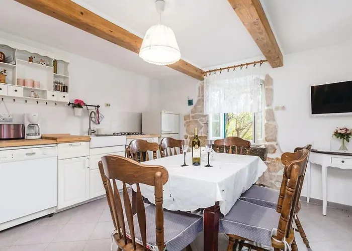 Kalla Holiday home Supetarska Draga
